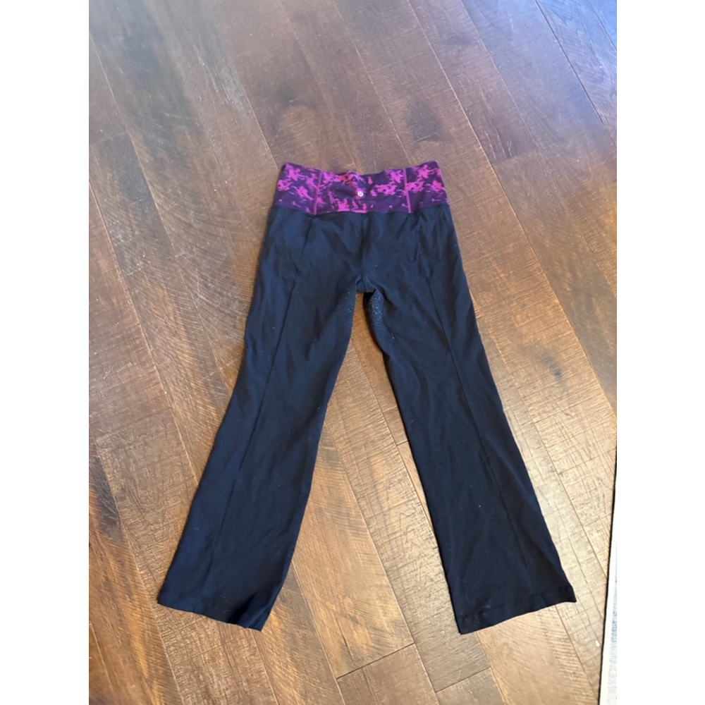 Women's Lululemon Pants Black Pink Size 12 purple waistband flare